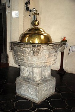 280px-Fonts_baptismaux_de_Theux_04.jpeg